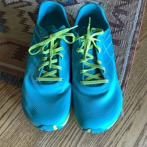 MERRELL WOMEN’S SNEAKER SZ 11